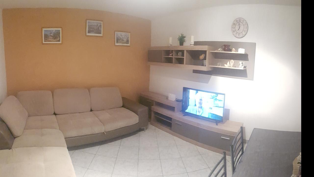 Apartman 4 Kilometar To City Centar Split Exterior foto